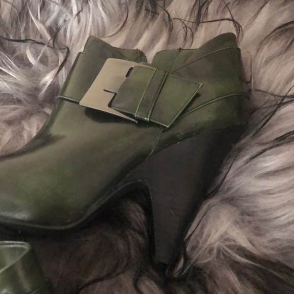 Vince Camuto Booties - Picture 4 of 8